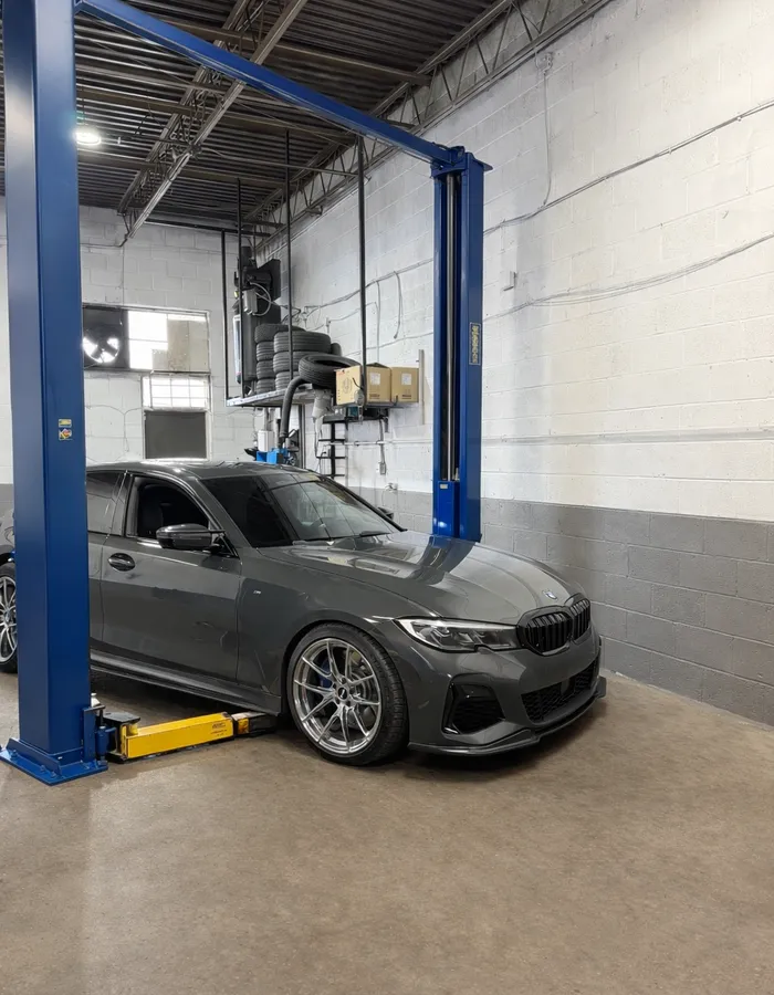 Shop bay setup at Reliable Motorsports